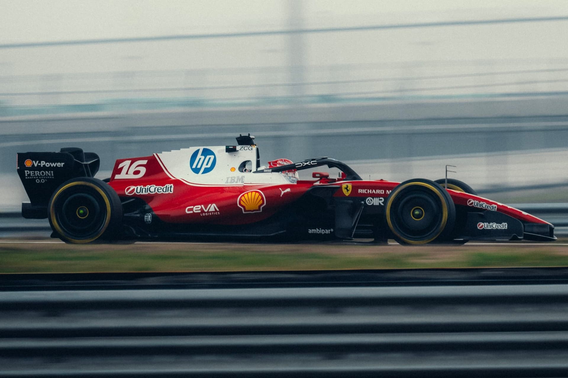 Jock Clear: "Ferrari ricucirà il gap con Mercedes. Questo non è affatto un 2014 bis"