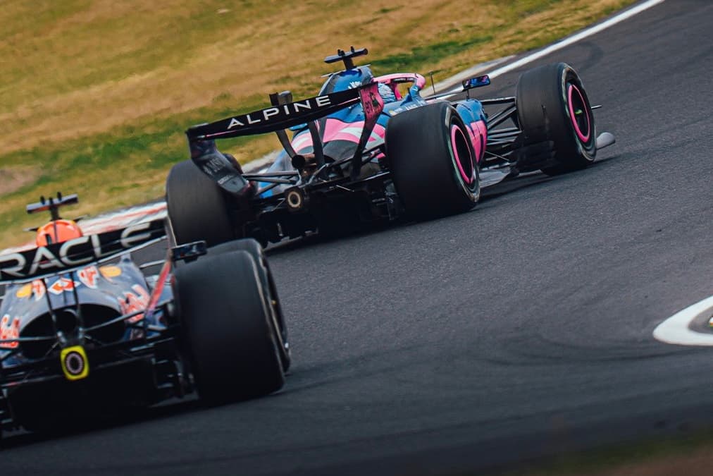 Irvine: "Ho quattro auto elettriche, ma quel concetto non ha senso in F1. Ed è pericoloso"