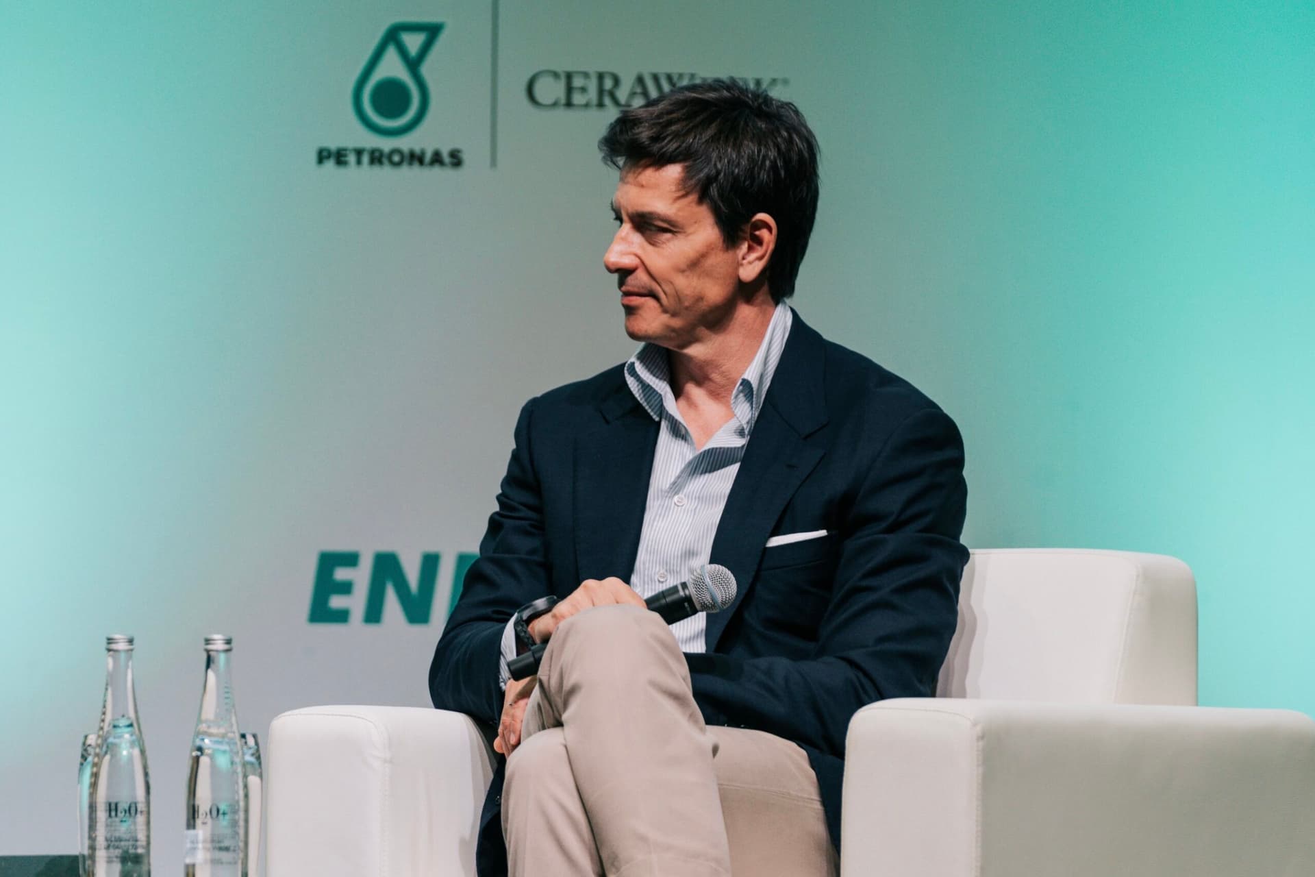 Antonelli, Wolff contro i media italiani: "Leggo e sento di paragoni con Senna, tutto questo non mi piace"