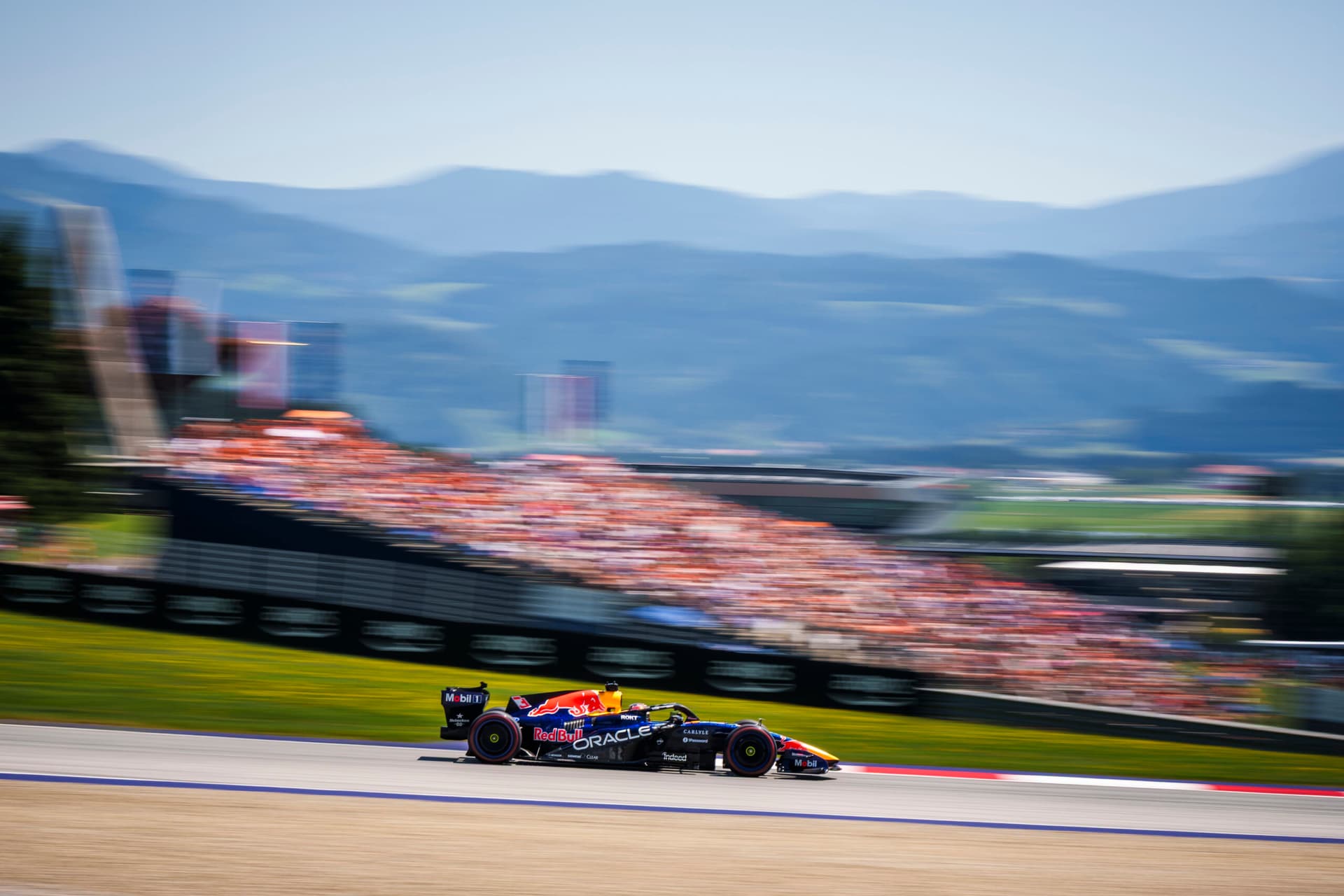 Verstappen: "A fine stagione credo che andrò in Tibet a meditare come Buddha per due mesi"