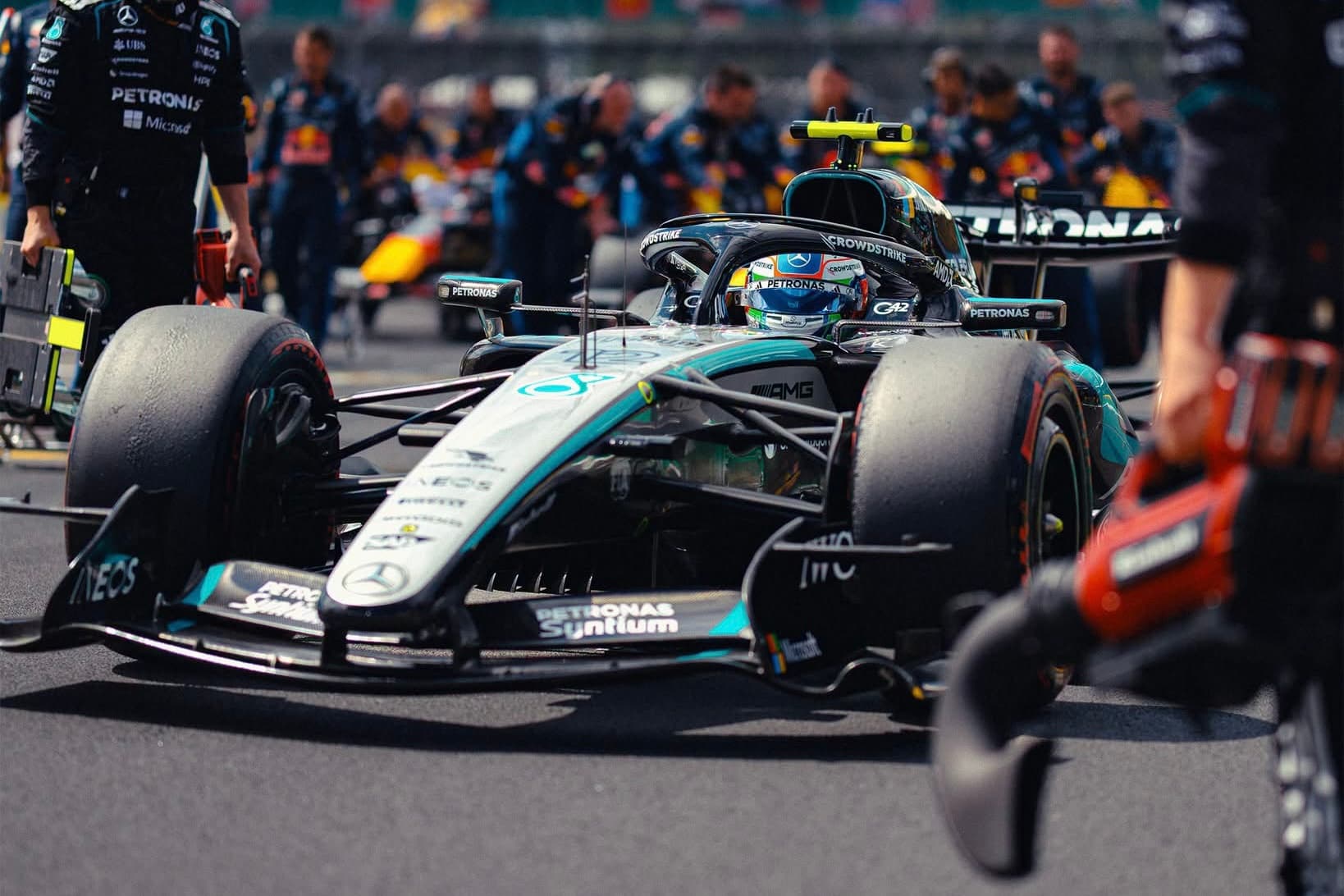 Wolff: "Troppi ritiri, se necessario faremo dei passi indietro sul fronte delle performance"