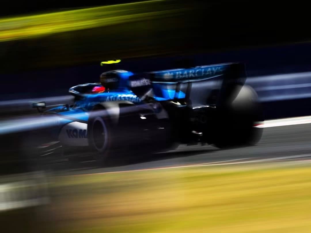 Noble: "Sainz? Le bandiere blu erano ben visibili, la scusa del malfunzionamento non regge"