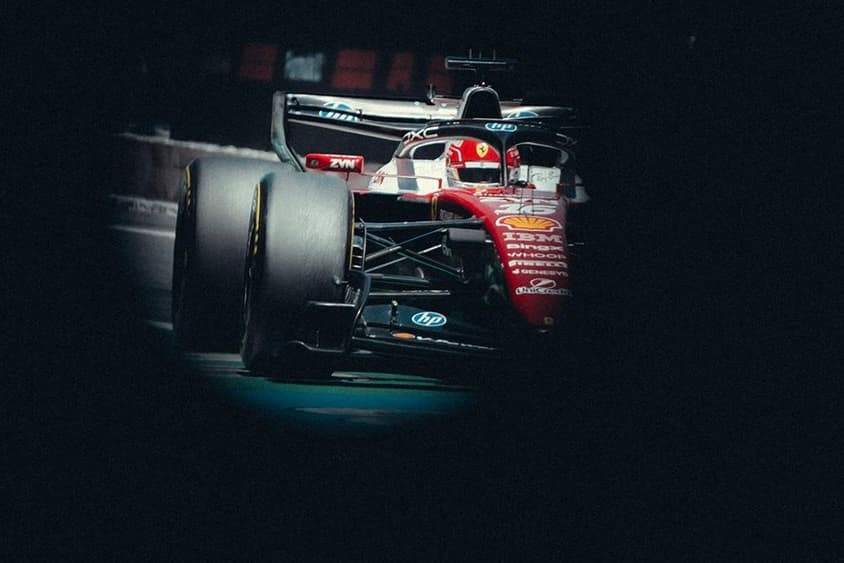 Leclerc: "Nessuna invidia nei confronti di Hamilton, sono felice per Lewis e per il team"