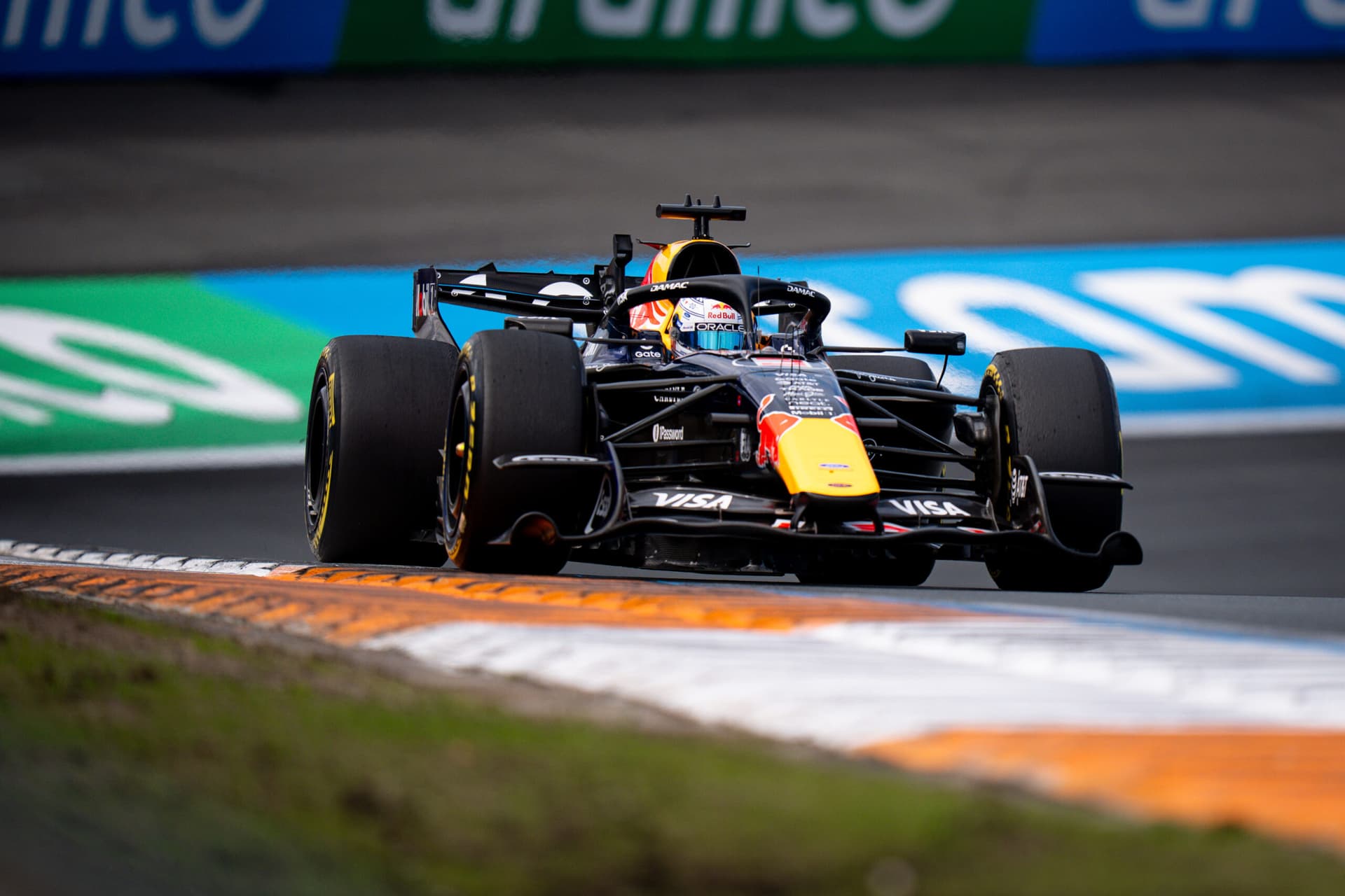 Verstappen: "Senza offesa per nessuno, ma con queste auto il talento viene davvero limitato"