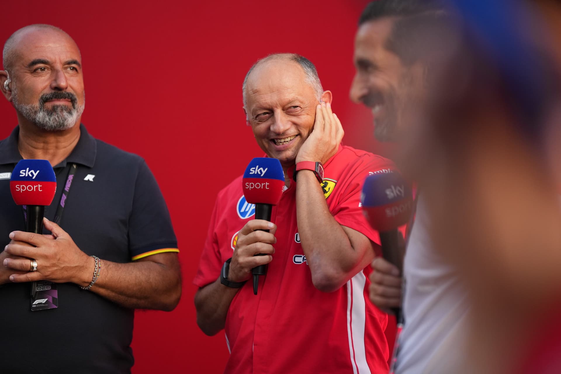 Vasseur: "Stupito dal motore Mercedes? La domanda la farei alla FIA"